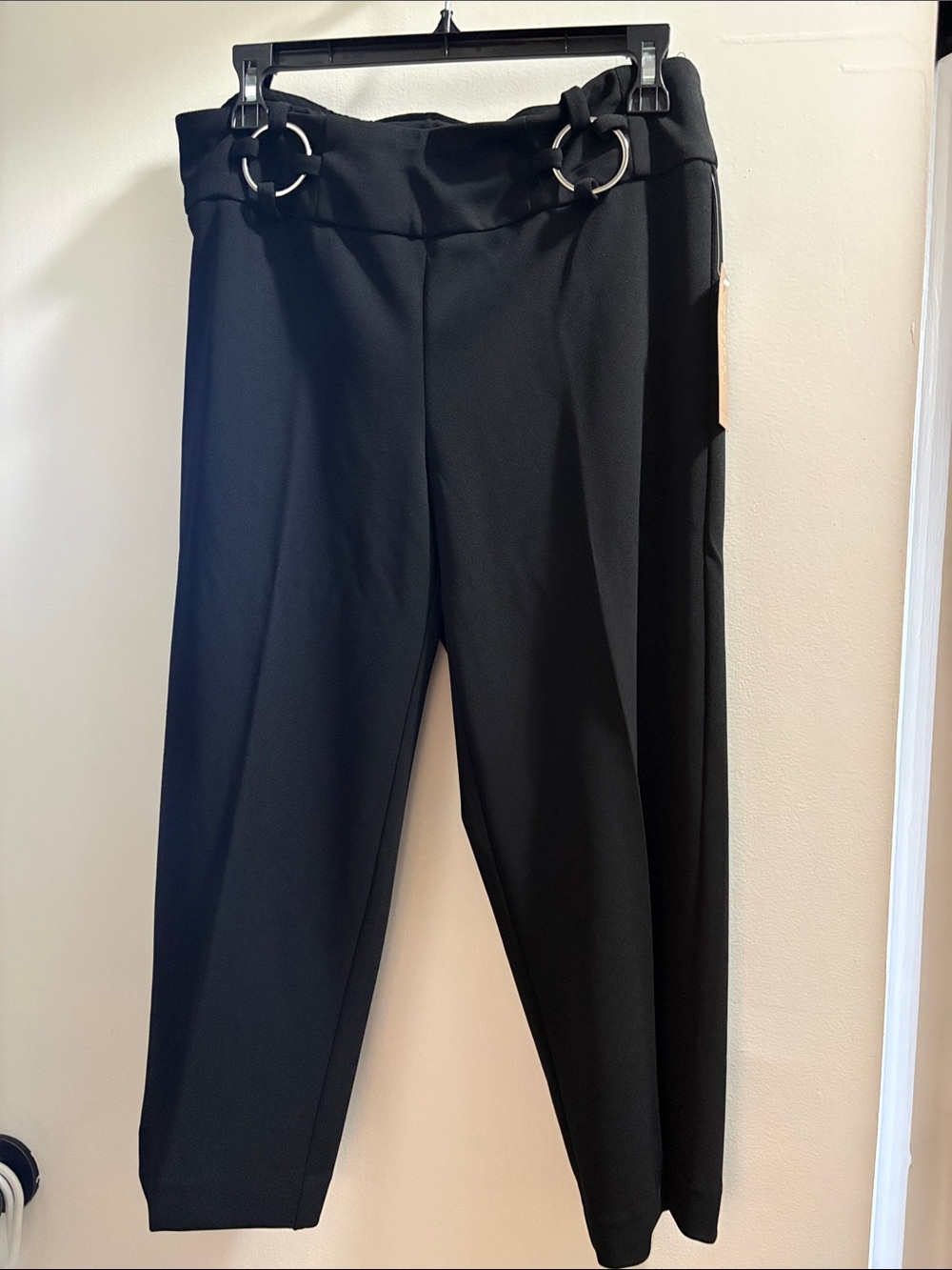 High-Rise Black Straight-Leg Capri Pant with Decorative Ring Detail